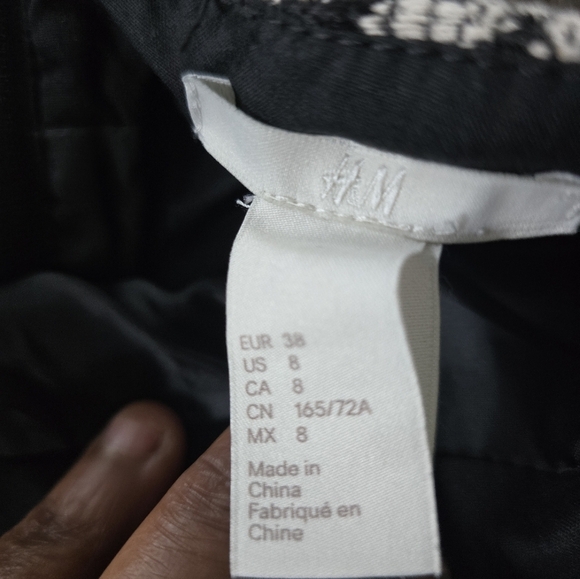 H&M Wrap Skirt Women Sz 8 Black White Paisley Fringe Short Tweed New - Picture 7 of 16